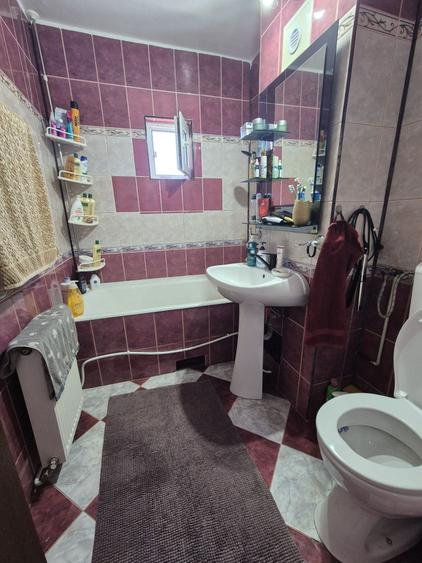 Apartament cu 2 camere decomandat în Baciu