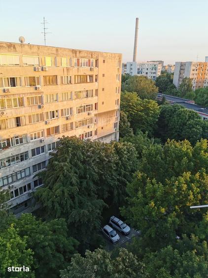 Apartament cu 2 camere semidecomandat în Berceni