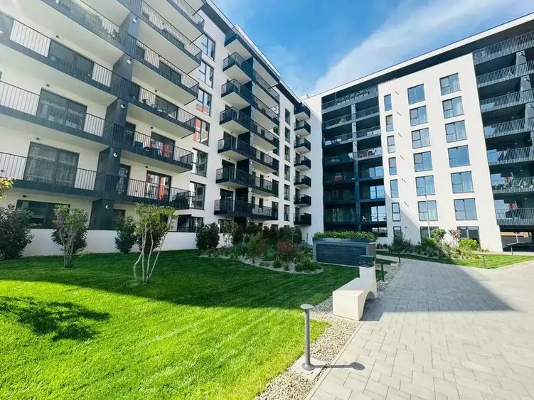 Apartament cu 3 camere semidecomandat în Theodor Pallady