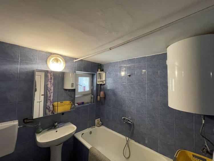 Duplex cu 4 camere cu Canalizare în Cetate