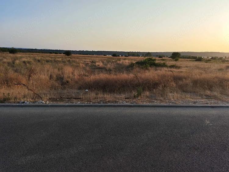 Teren de 400 mp, în Exterior Vest