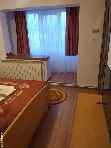 Garsonieră decomandată în Central
