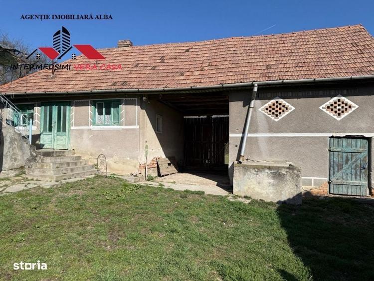 Casă cu 4 camere în Pârău lui Mihai