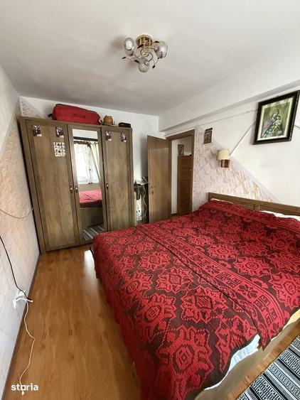 Apartament cu 3 camere decomandat în Terezian