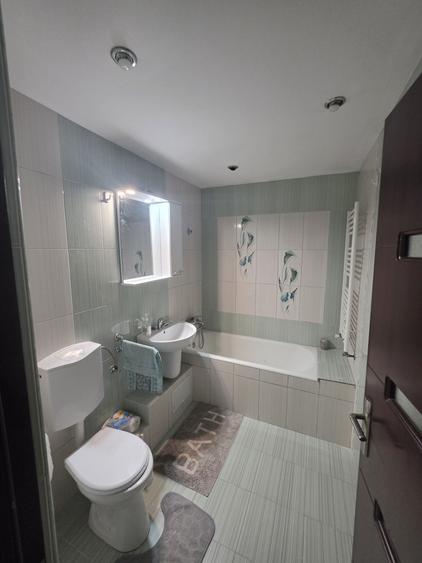 Apartament cu 2 camere decomandat în Exterior Vest