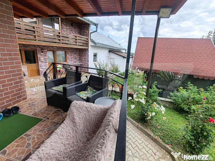Casă cu 7 camere cu Teren 720 Mp în Central