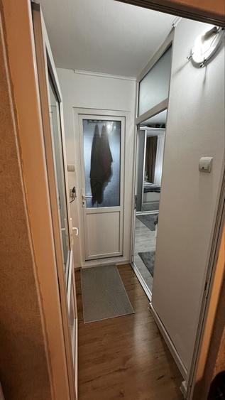 Apartament cu 2 camere semidecomandat în Nufărul