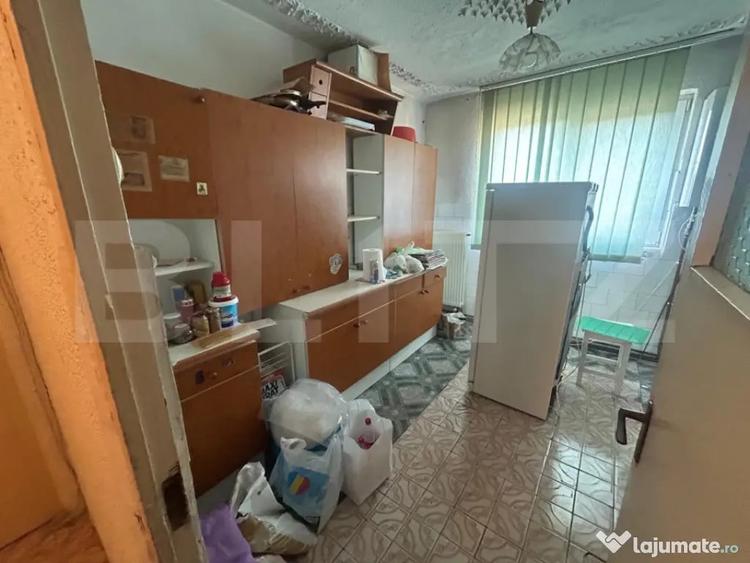 Apartament cu 2 camere semidecomandat în Micro 11