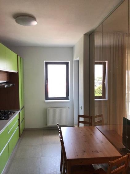 Apartament cu 2 camere semidecomandat, mobilat în Grozăvești