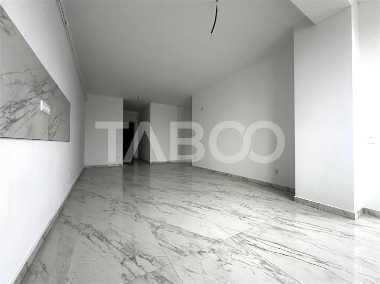 Apartament cu 3 camere decomandat în Mihai Viteazul