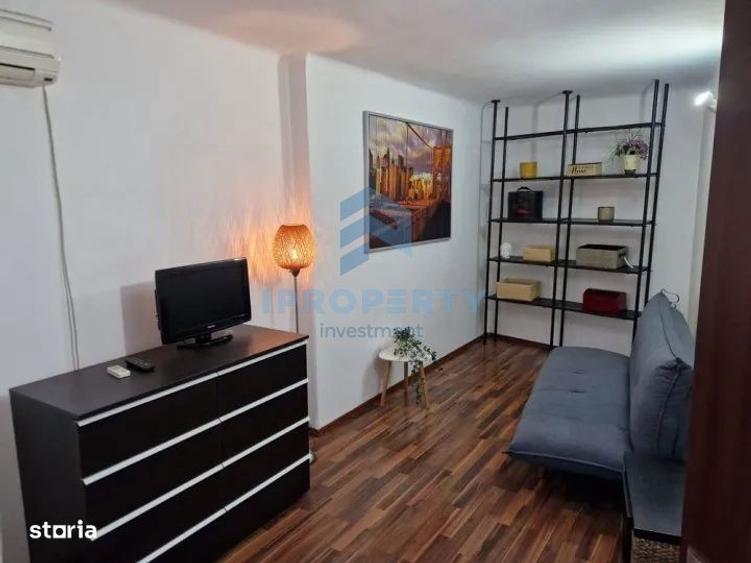 Apartament cu 3 camere, mobilat în Unirii