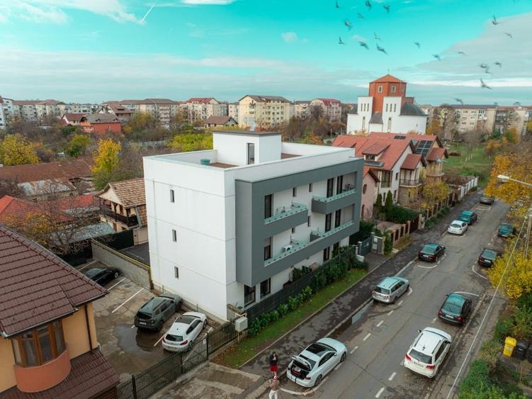 Casă cu 6 camere cu Canalizare în Girocului