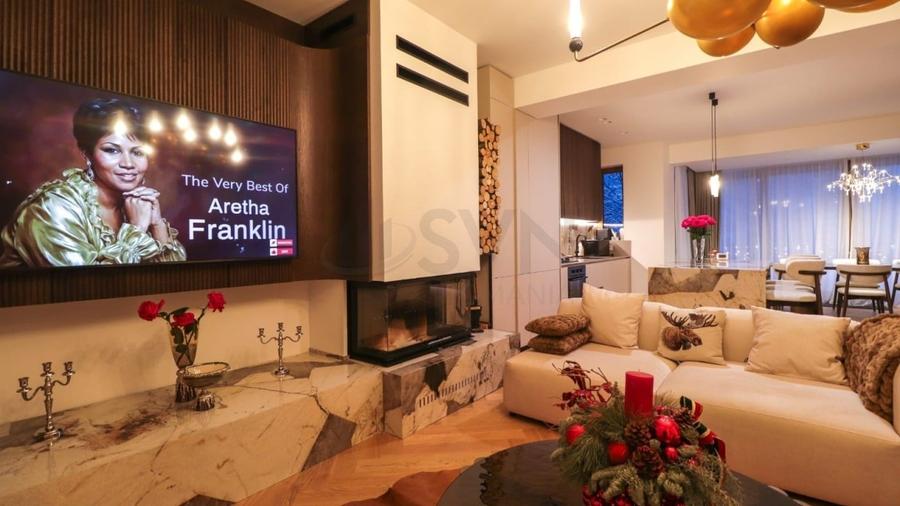 Apartament cu 3 camere decomandat, mobilat în Central