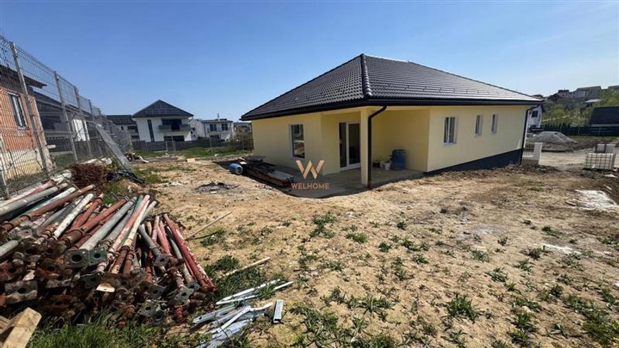 Casă individuală cu 4 camere cu Canalizare în Central