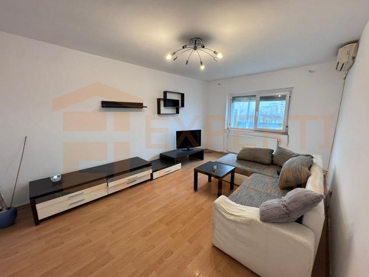 Apartament cu 3 camere decomandat, mobilat în Tomis III