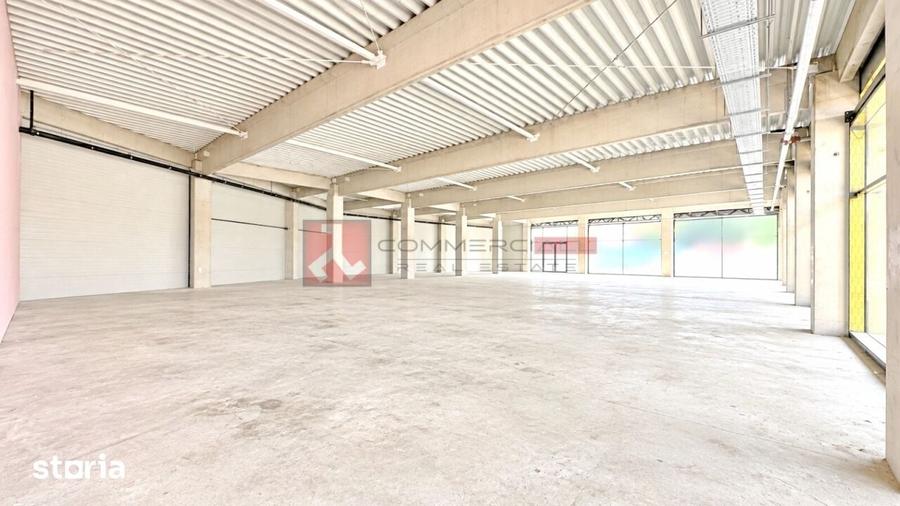 Spațiu comercial, de 453 mp, în Stupini