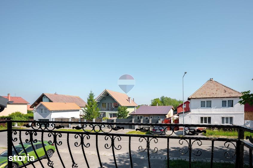 Casă cu 3 camere cu Teren 93 Mp în Sânpetru