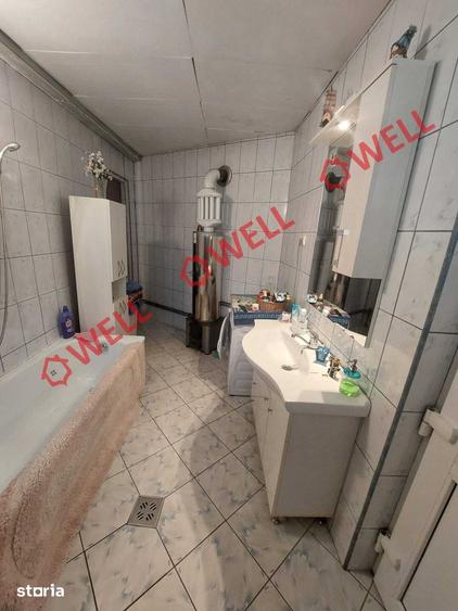 Casa familiala de vanzare in Bre?cu, la drumul principal! - 4