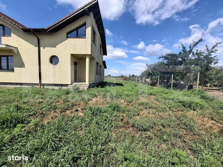 Casă cu 4 camere în Dorolț