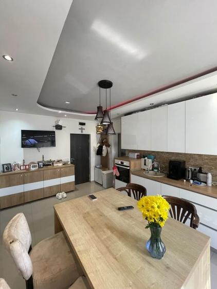 Apartament cu 2 camere decomandat, mobilat în Ferneziu