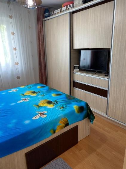 Apartament cu 2 camere semidecomandat, mobilat în Central