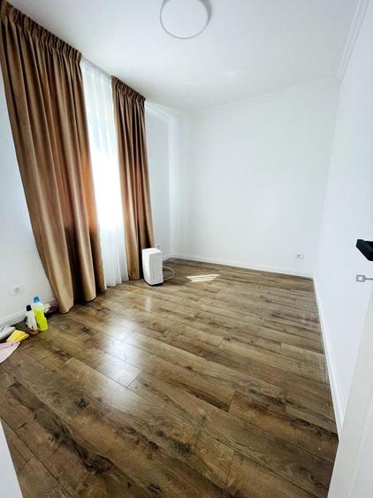 Casă cu 5 camere cu Canalizare în Sânmartin