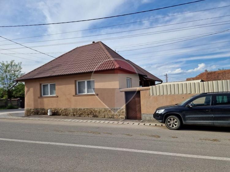 Casă individuală cu 2 camere cu Teren 1002 Mp în Augustin