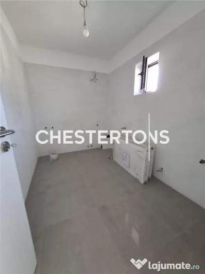 Casă cu 4 camere cu Teren 280 Mp în Central