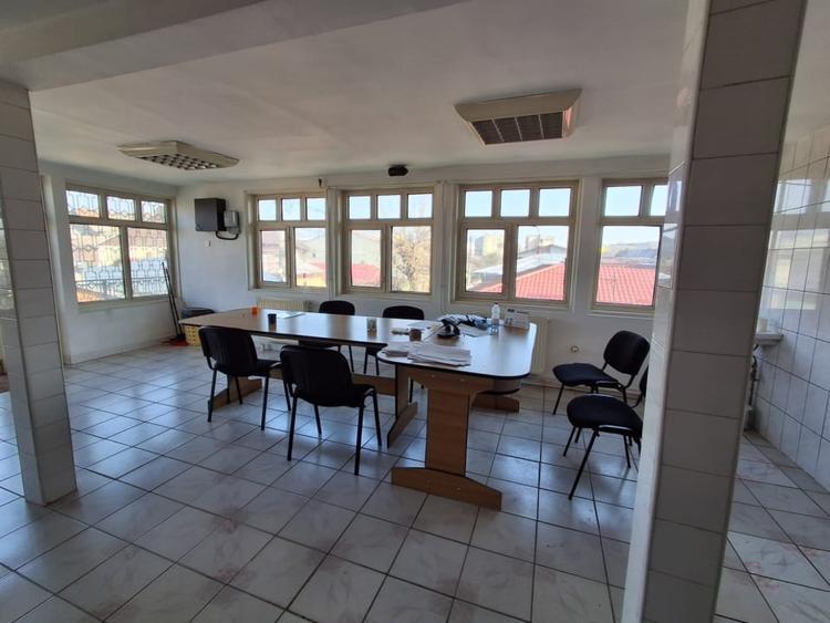 Spațiu comercial, de 286 mp, în Rudului