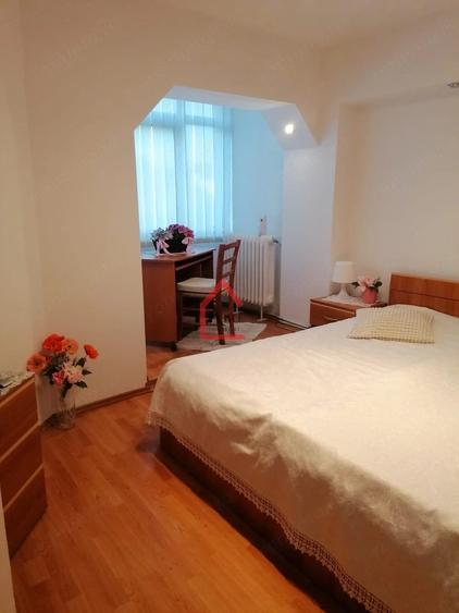 Apartament cu 2 camere decomandat în Filiași