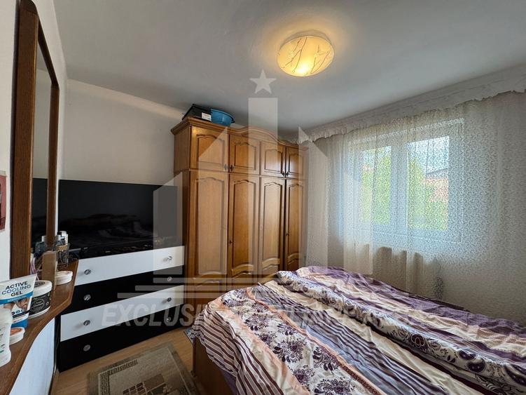Apartament cu 2 camere semidecomandat, mobilat în Cetate — fotografia 3