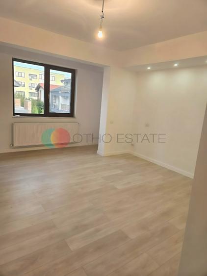 Casă cu 3 camere cu Teren 242 Mp în Central