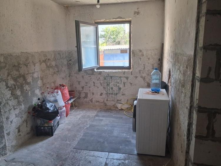 Apartament cu 2 camere nedecomandat în Grăniceru