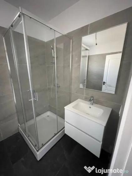 Apartament cu 3 camere în Pielești