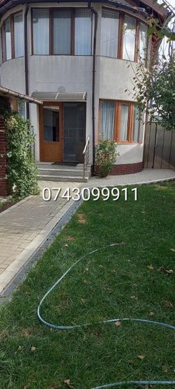 Casă cu 5 camere cu Teren 280 Mp în Chercea