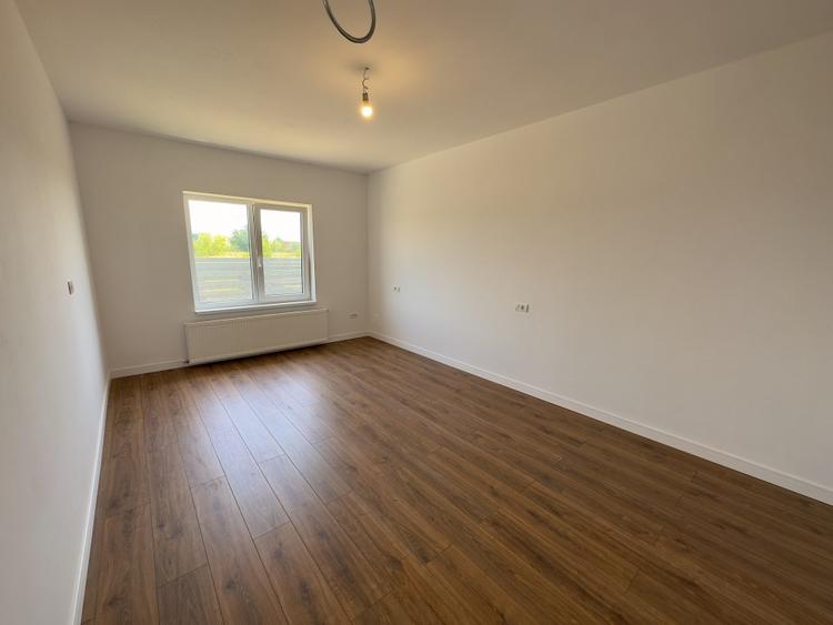 Casă individuală cu 3 camere cu Teren 343 Mp în Joița