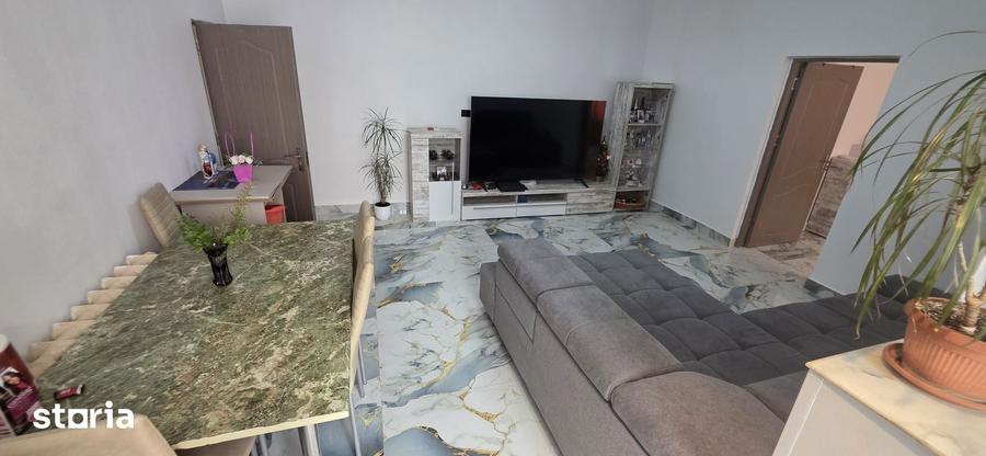 Casă cu 3 camere cu Teren 141 Mp în Central