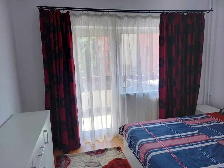 Apartament cu 2 camere decomandat în Zorilor