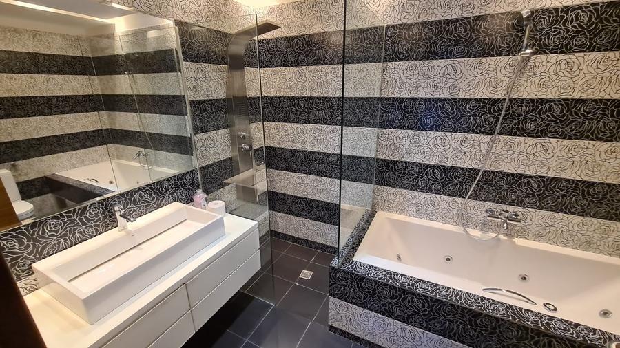 Apartament cu 3 camere semidecomandat în Herăstrău