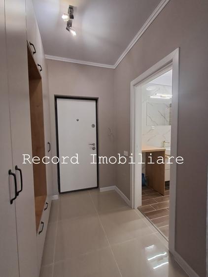 Apartament cu 2 camere semidecomandat în Florești