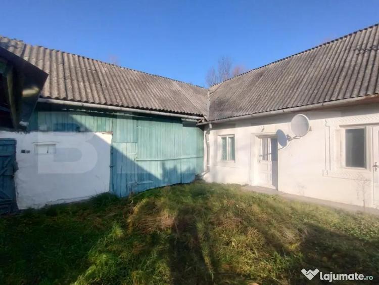 Casa 2 camere 70mp,+teren intravilan 1646 mp,zona Comunei Si - 4