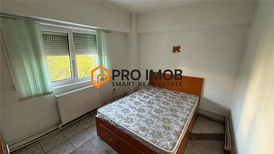 Apartament cu 2 camere decomandat în 1 Decembrie