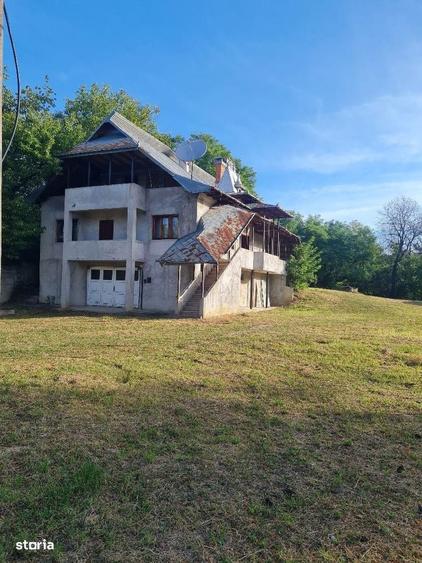 Casă cu 3 camere în Dedulești
