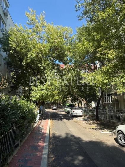 Apartament cu 2 camere decomandat în Dristor