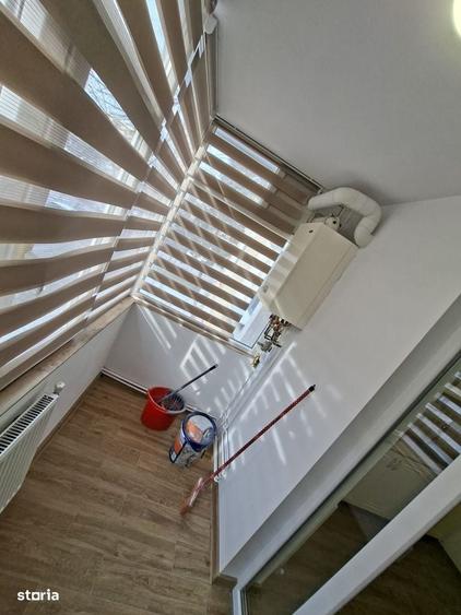 Apartament cu 3 camere decomandat în Eremia