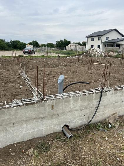 Casă cu 4 camere în Central