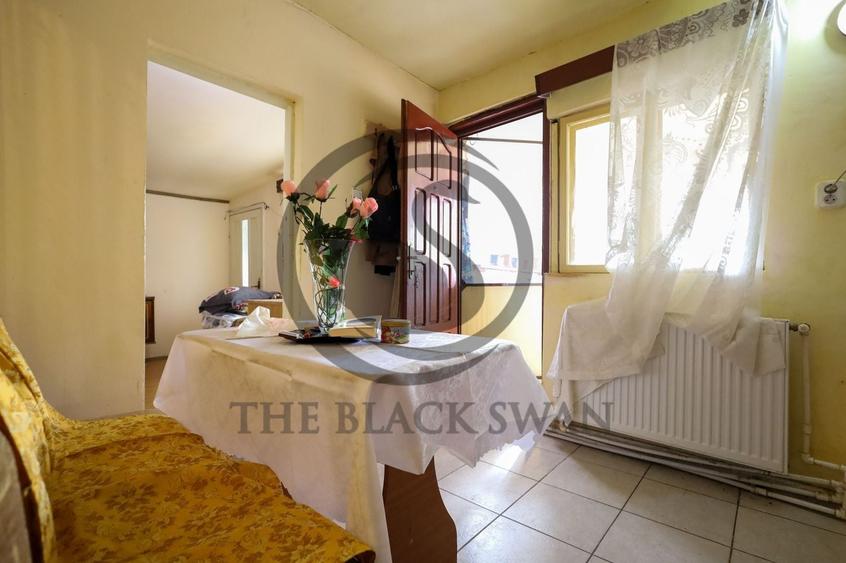 Casă individuală cu 3 camere cu Canalizare în Exterior Vest