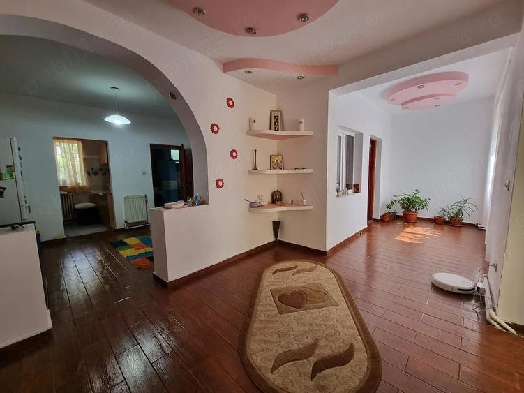 Spațiu comercial, de 218 mp, în Movilița