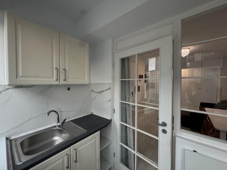 Apartament cu 2 camere decomandat în Valea Adâncă