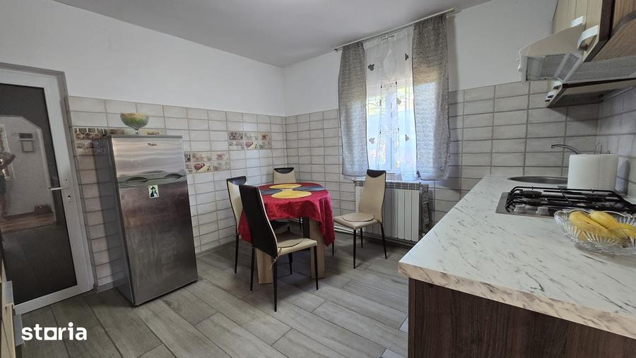 Casă cu 3 camere decomandat cu Teren 627 Mp în Limanu